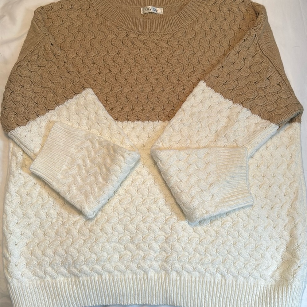 NWOT 2-tone sweater